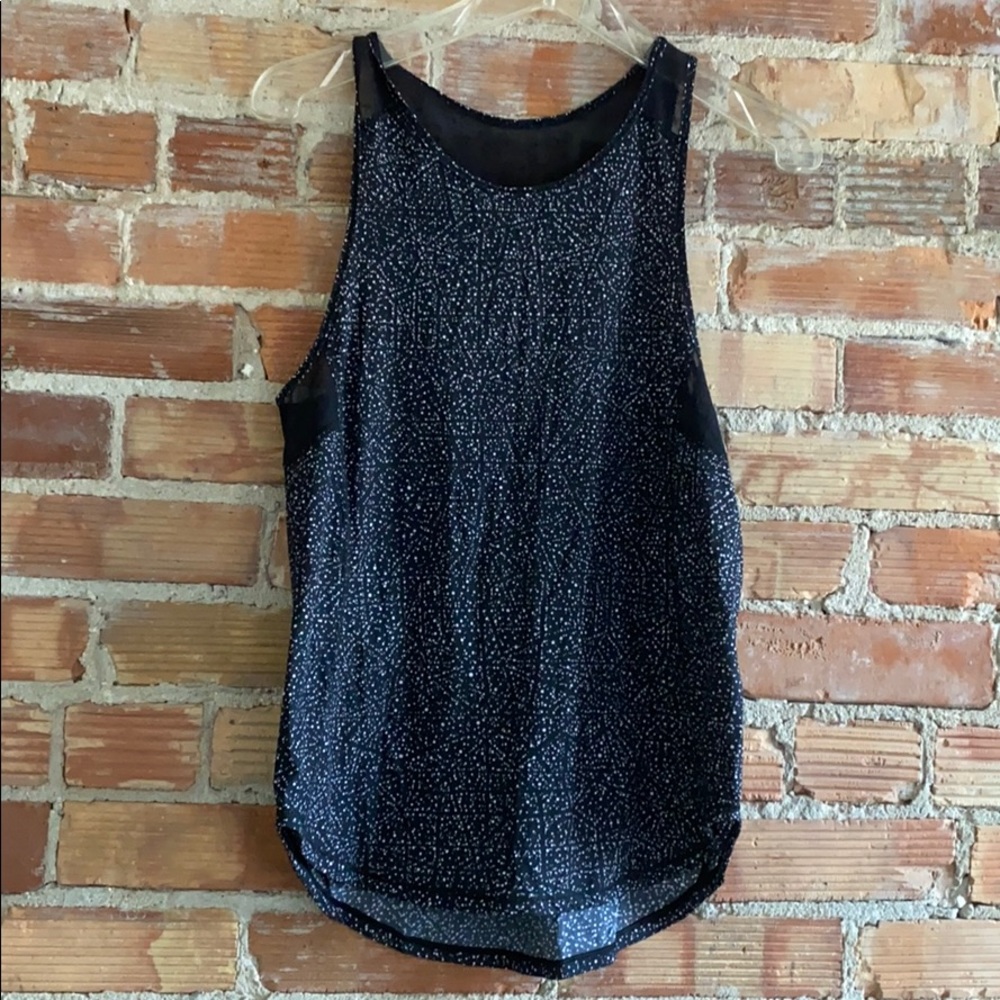 lululemon size 6 Scuplt tank